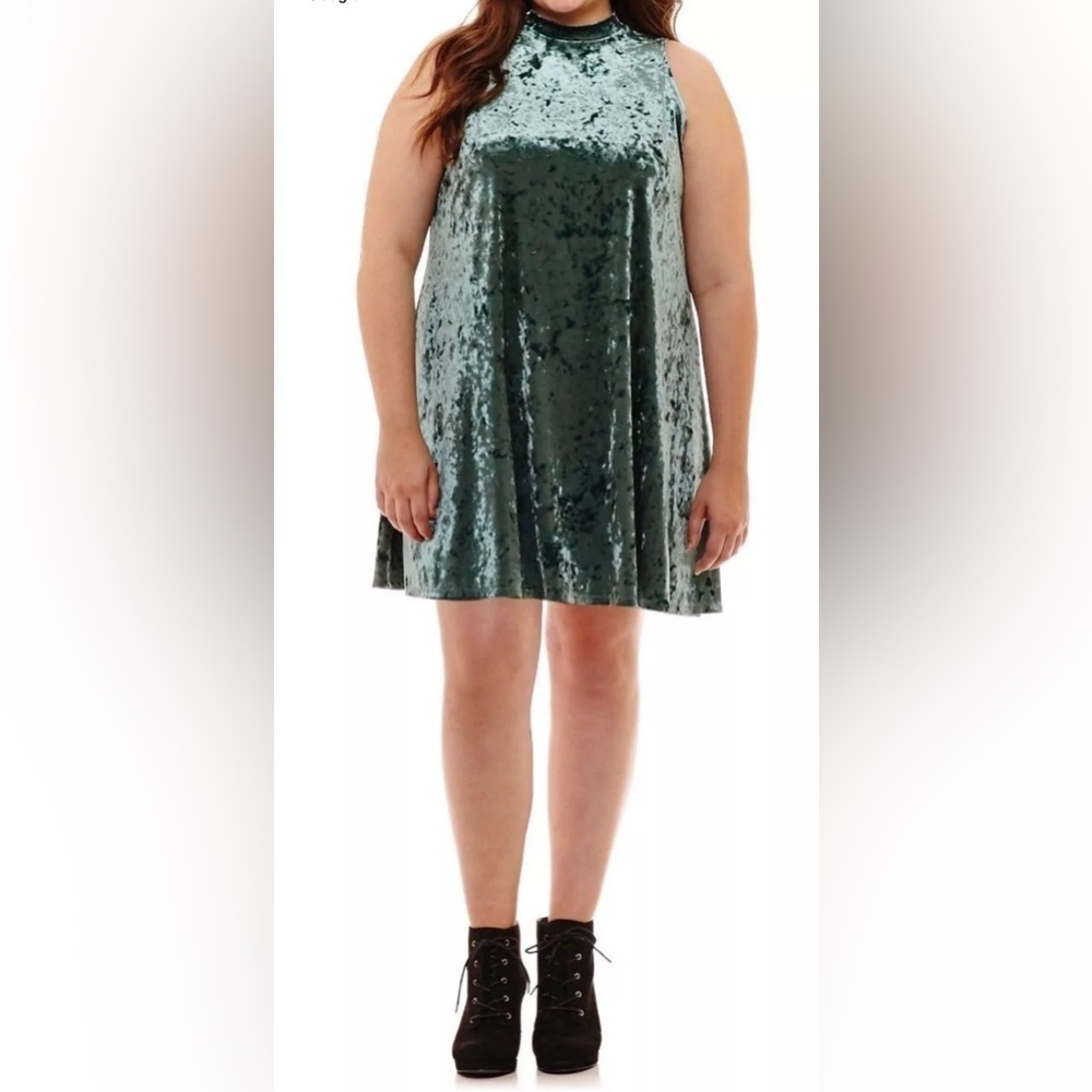 Arizona Jean Company Green Halter Mini Dress